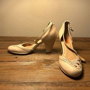 Miz Mooz vintage heels